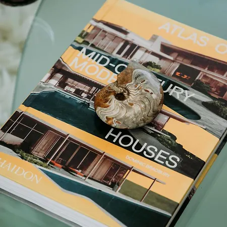 Bungalowvilla Robin Hill, Met Bostuin&design Interieur Villa