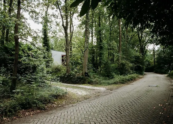 Bungalowvilla Robin Hill, Met Bostuin & Design Interieur