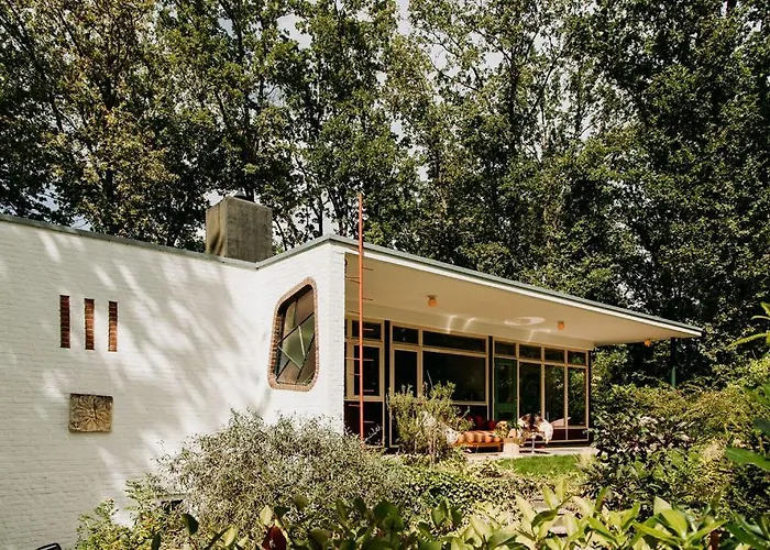 Bungalowvilla Robin Hill, Met Bostuin & Design Interieur Villa *